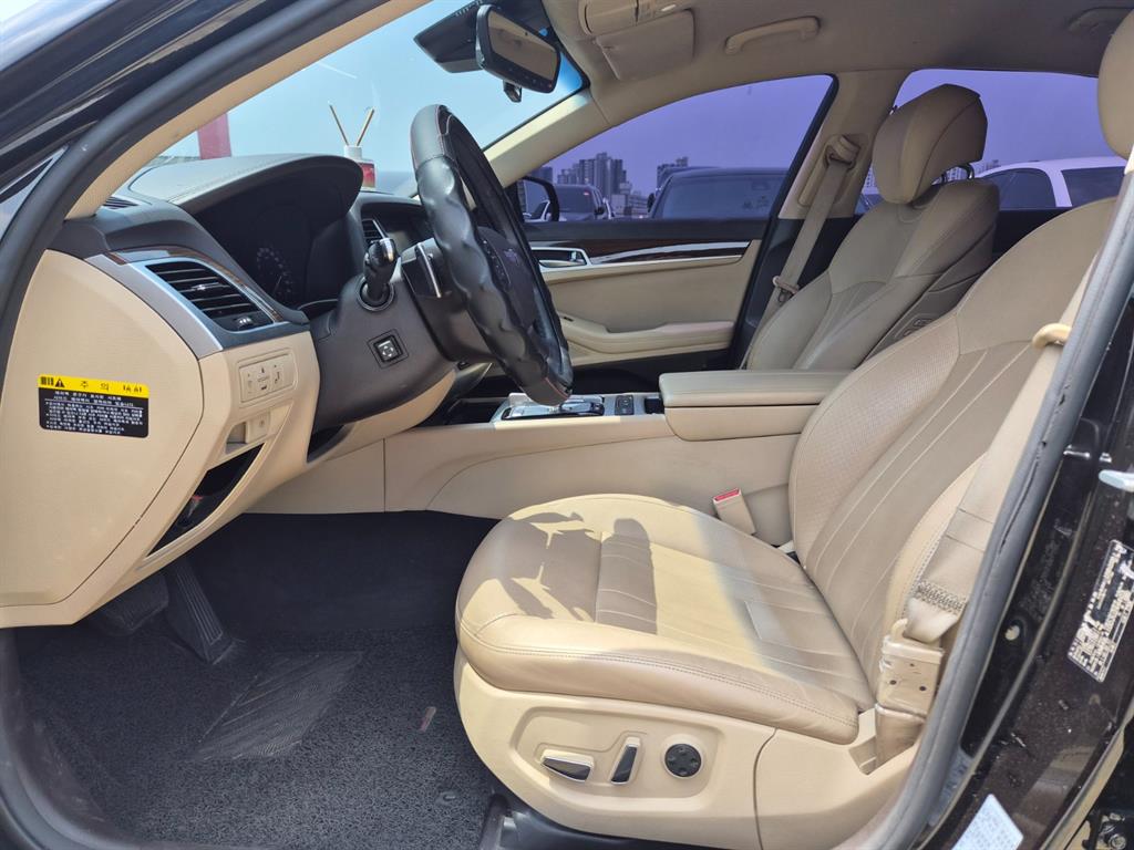 Genesis G80 - Vista 11