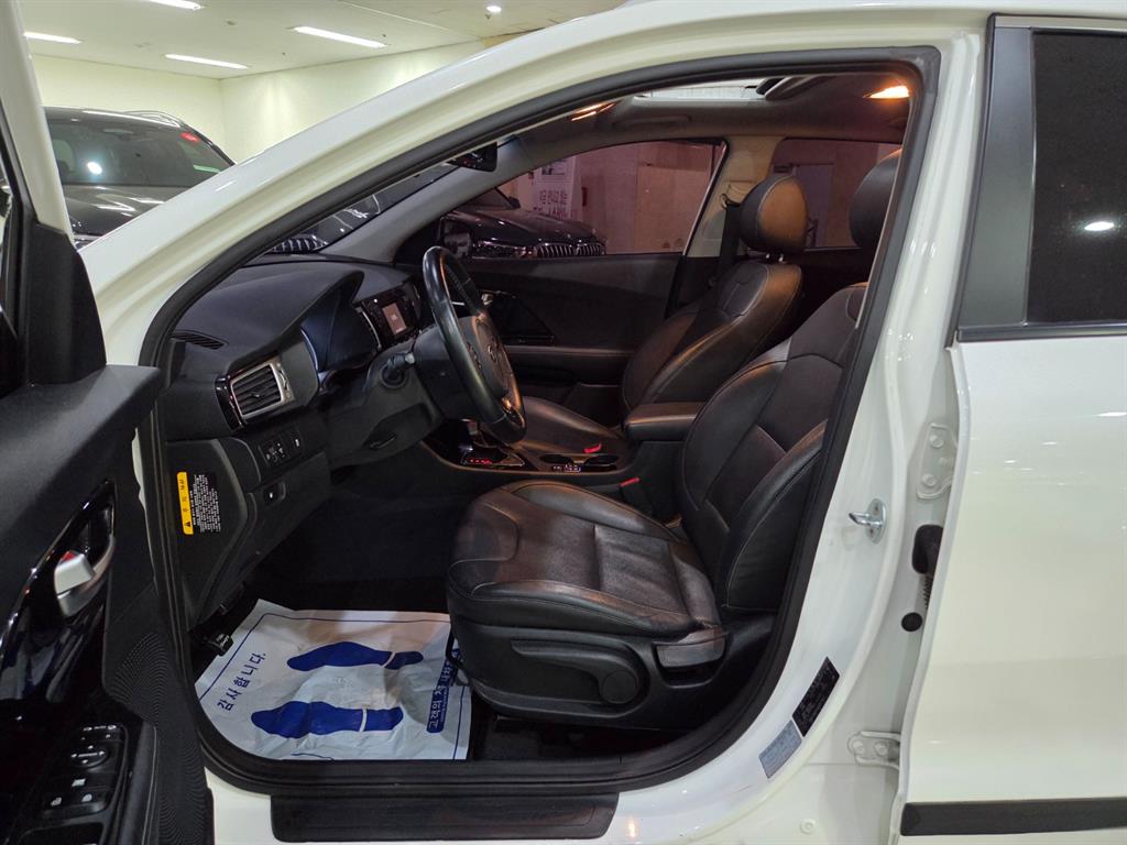 KIA Niro - Vista 6