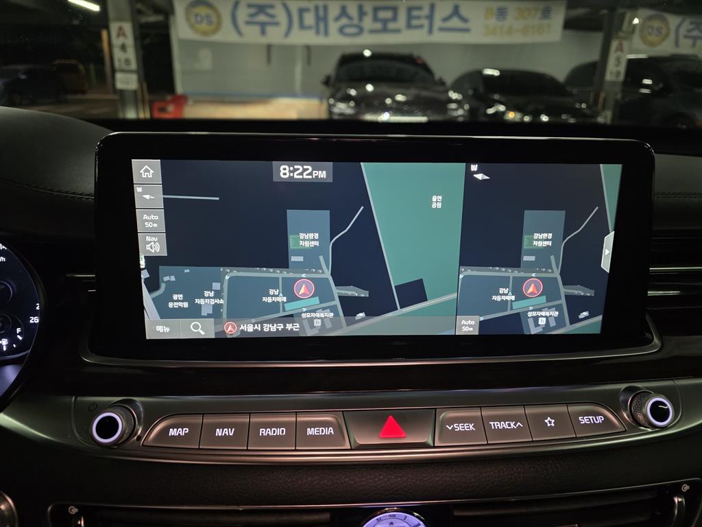 KIA K9 - Vista 8