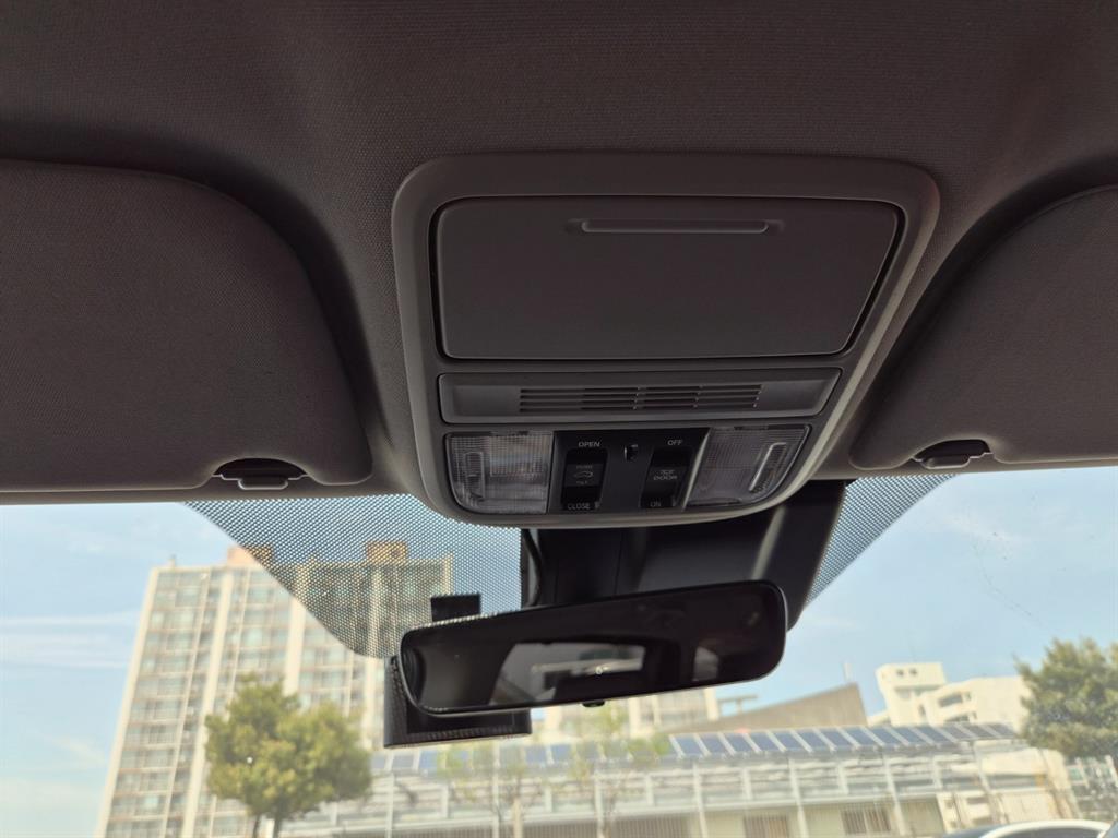 Honda Odyssey 2019 Gris - Importación desde Corea - HF Imports Iquique - Foto 18