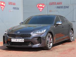 KIA Stinger - Vista 2