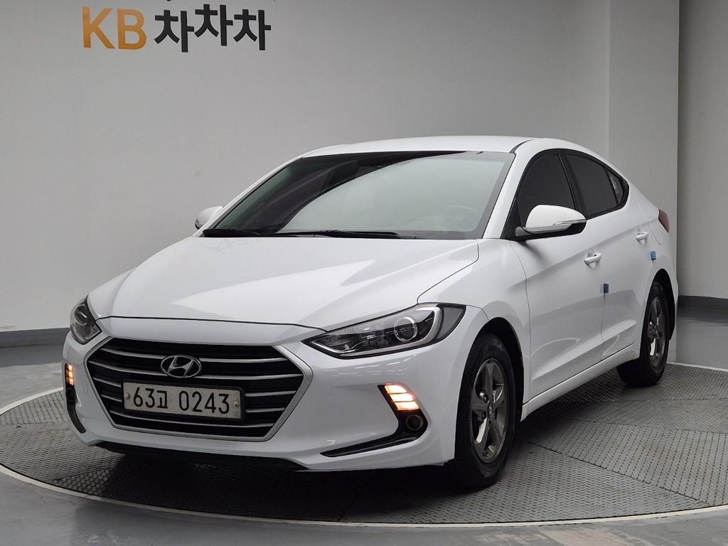 HYUNDAI Avante 2017 Blanco - Importación desde Corea - HF Imports Iquique - Foto 1