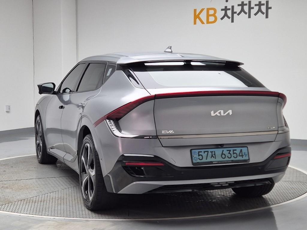 KIA EV6 - Vista 2