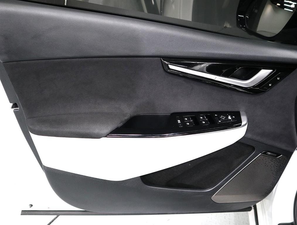 KIA EV6 - Vista 8