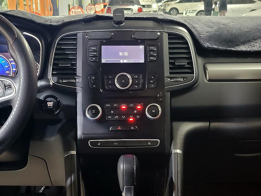 SAMSUNG QM6 - Vista 11