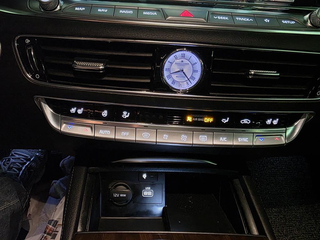 KIA K9 - Vista 10