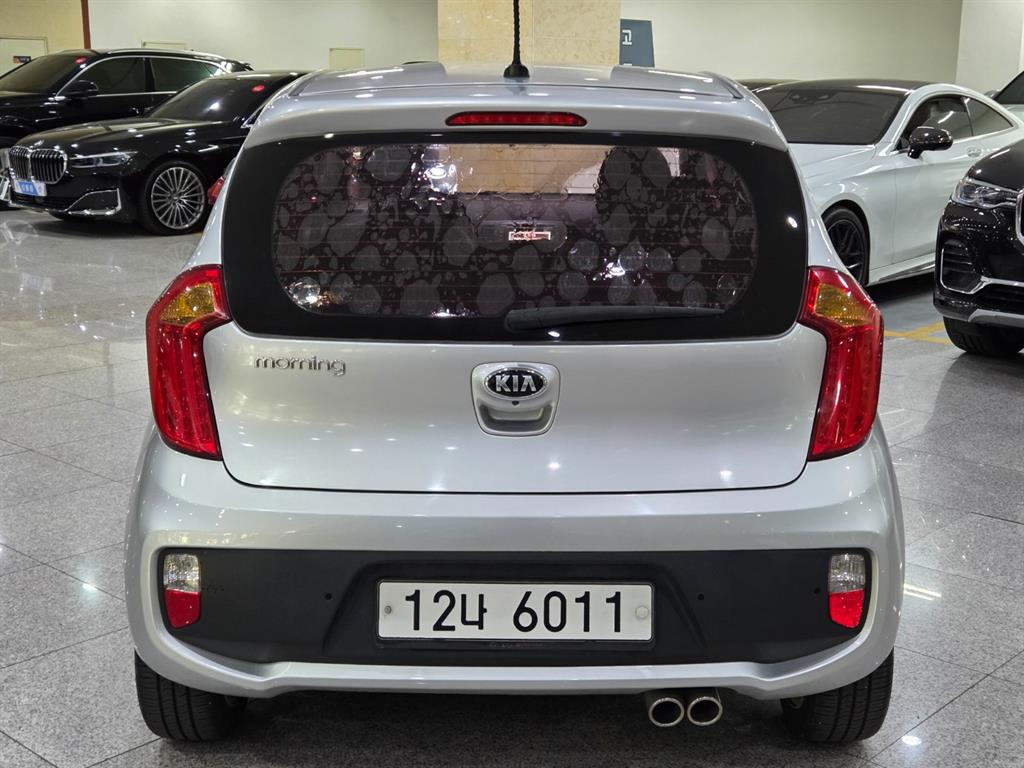 KIA Morning - Vista 4