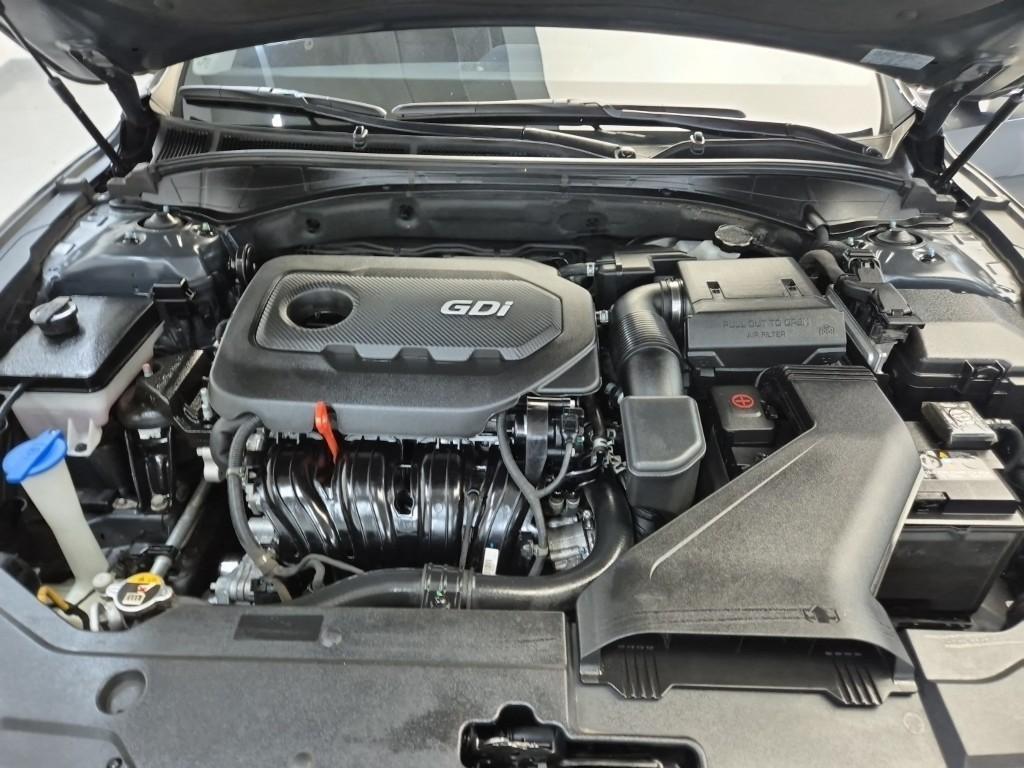 HYUNDAI Grandeur - Vista 5