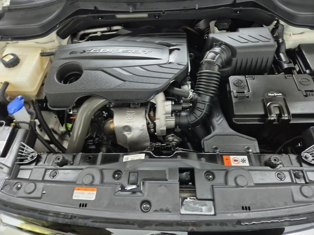 Ssangyong Tivoli - Vista 5