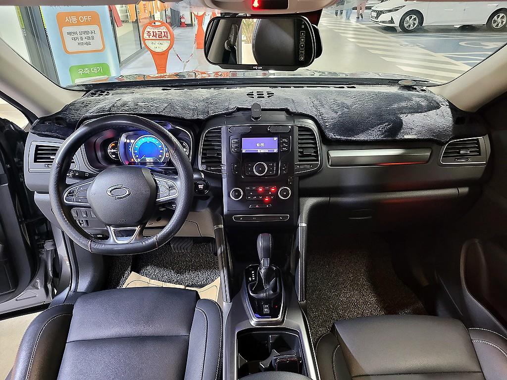 SAMSUNG QM6 - Vista 6