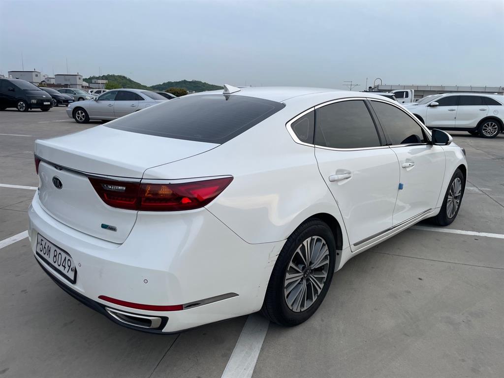 KIA K7 - Vista 5
