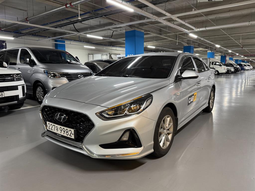 HYUNDAI Sonata 2021 Plateado - Importación desde Corea - HF Imports Iquique - Foto 1