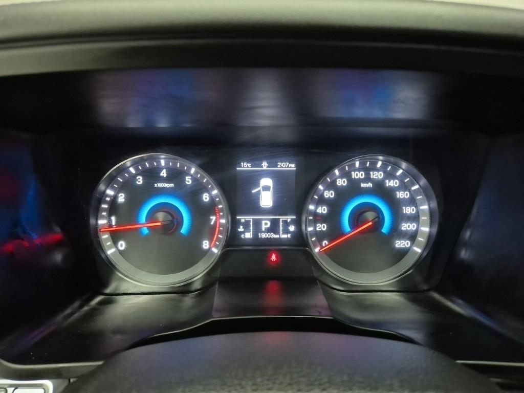 Ssangyong Tivoli - Vista 6