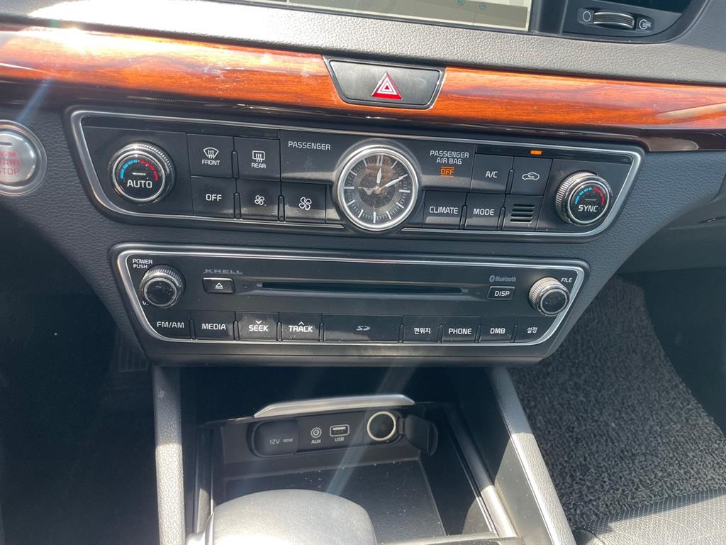 KIA K7 - Vista 11