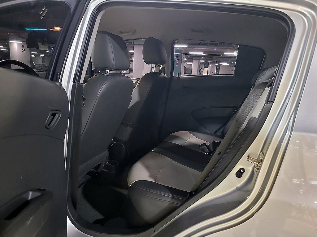Chevrolet Spark - Vista 8