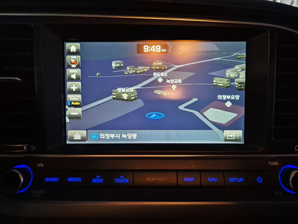 HYUNDAI Avante - Vista 9