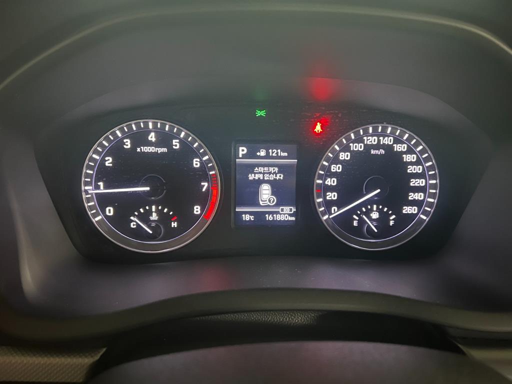 HYUNDAI Sonata - Vista 3