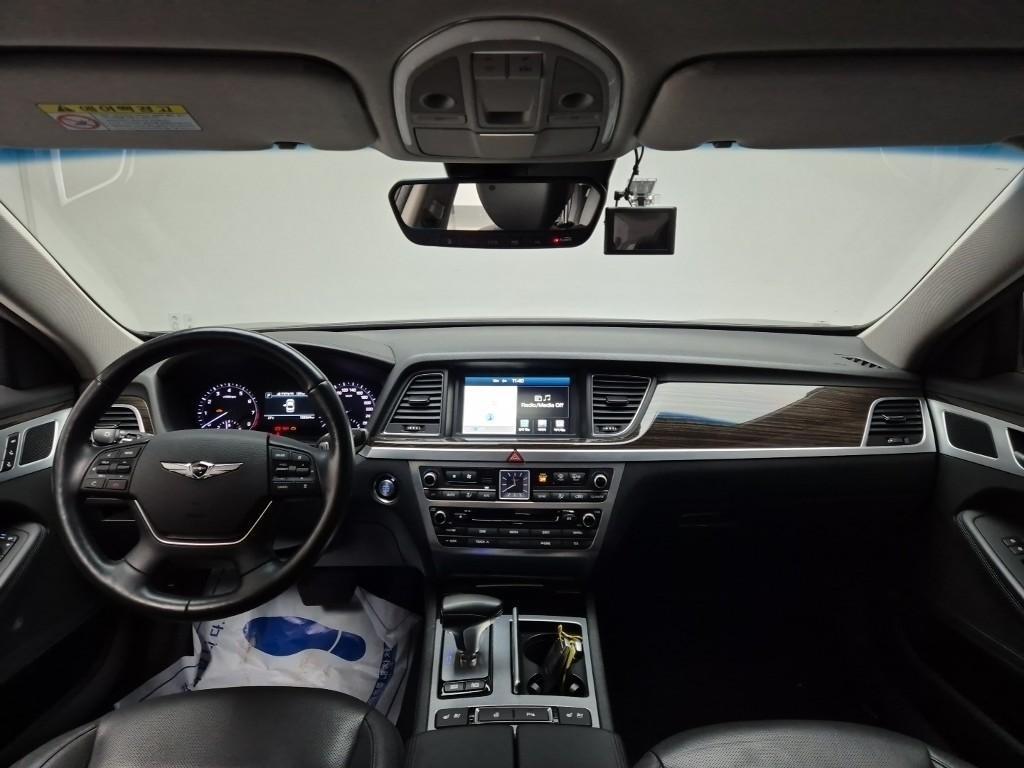 Genesis G80 - Vista 7