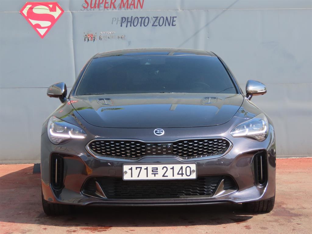 KIA Stinger - Vista 3