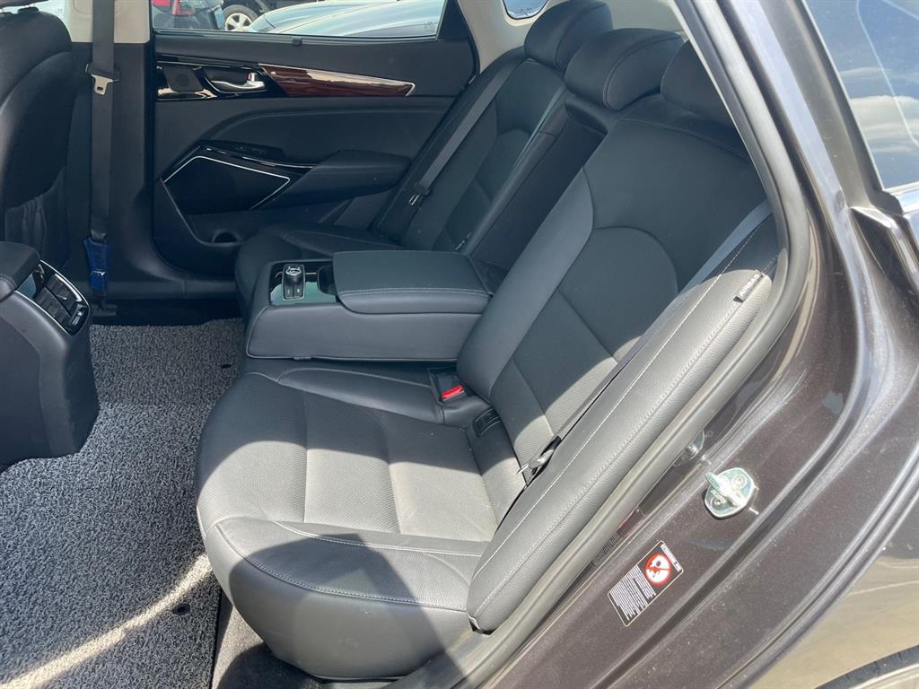KIA K7 2016 Gris - Importación desde Corea - HF Imports Iquique - Foto 17