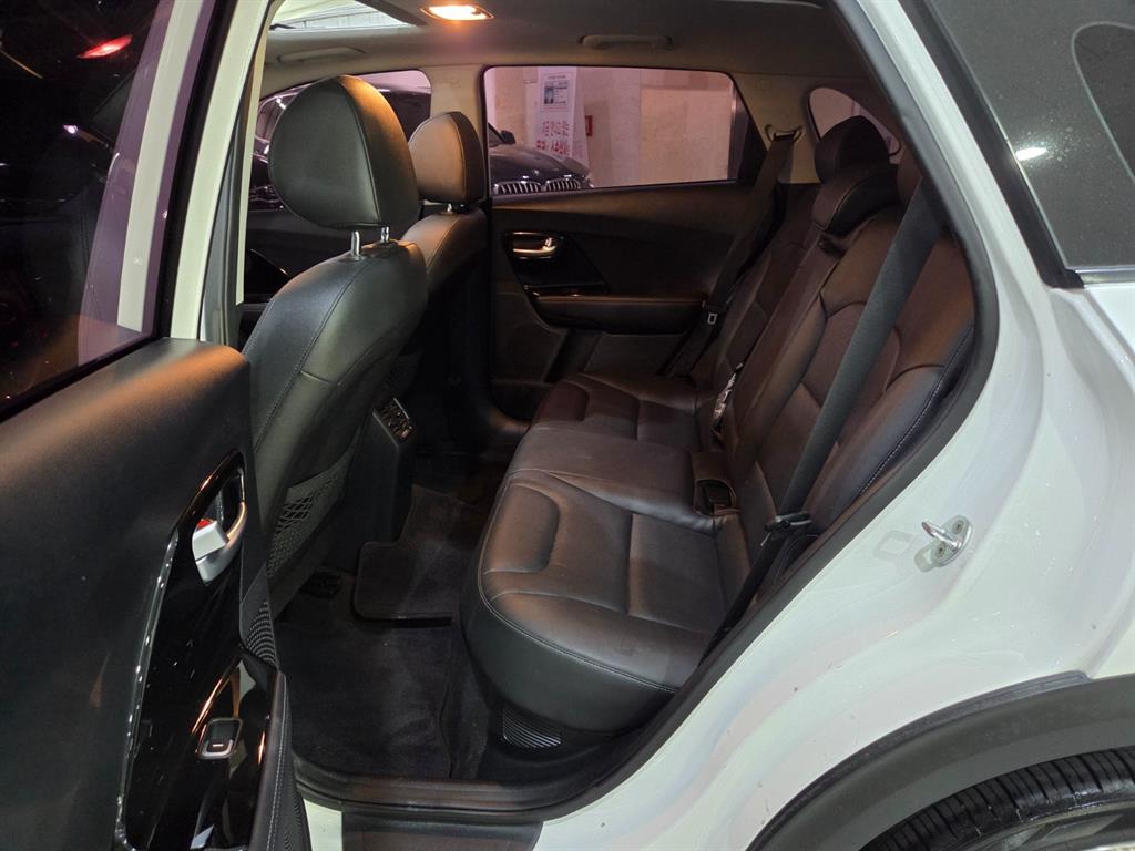 KIA Niro - Vista 7