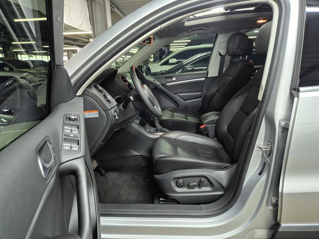 Volkswagen Tiguan - Vista 8