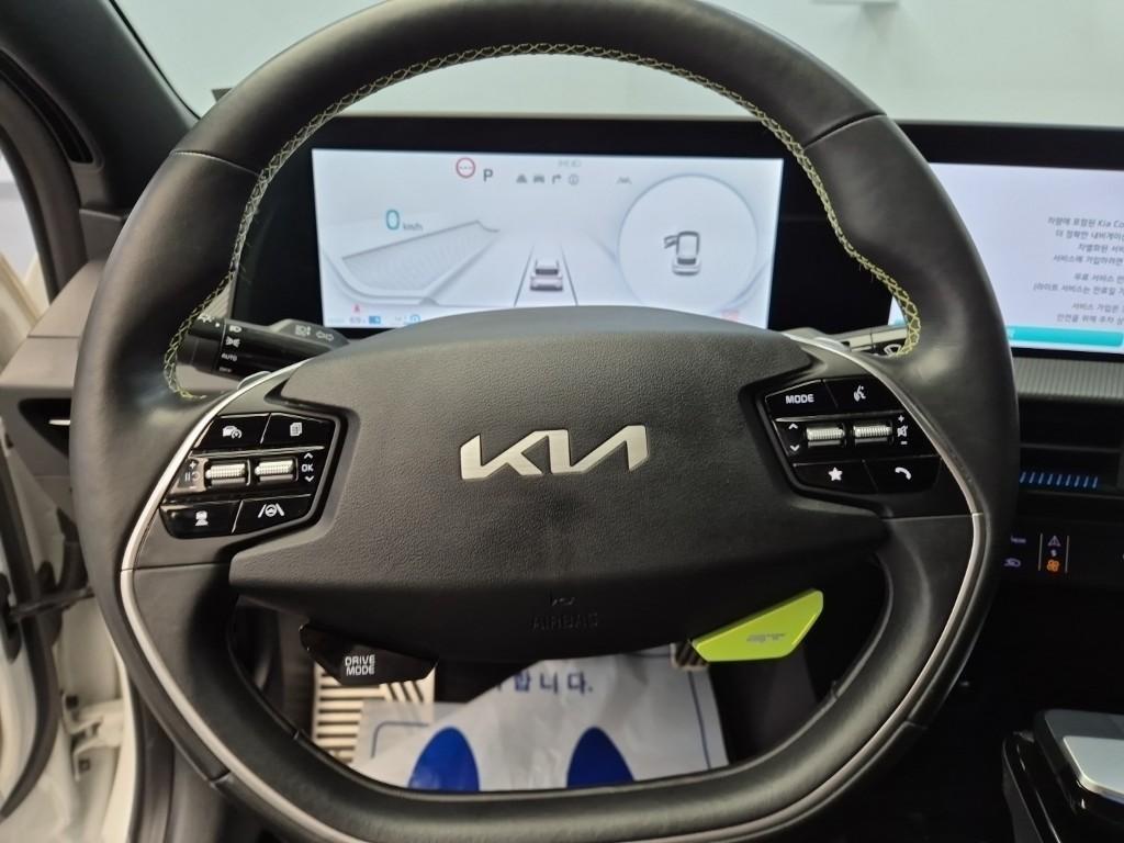 KIA EV6 - Vista 9
