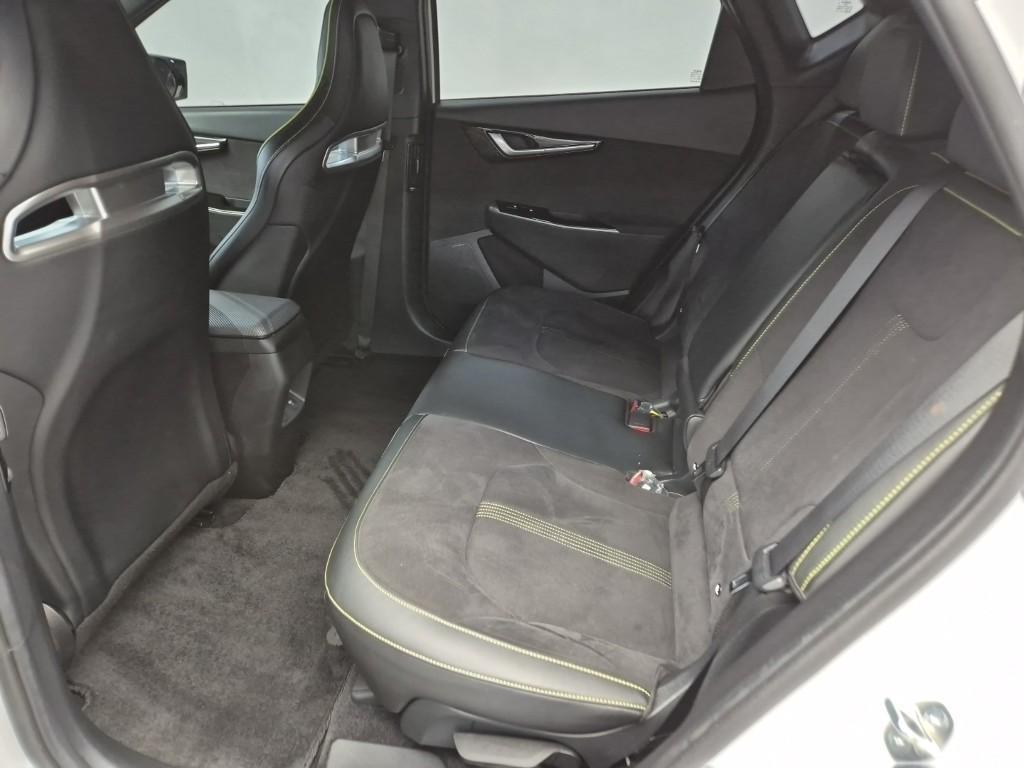 KIA EV6 - Vista 12