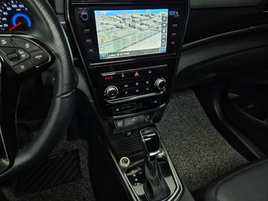 Ssangyong Tivoli - Vista 10