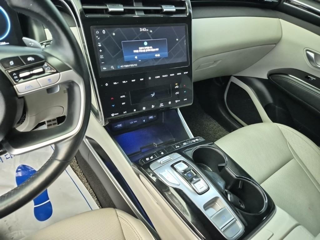 HYUNDAI Tucson - Vista 10