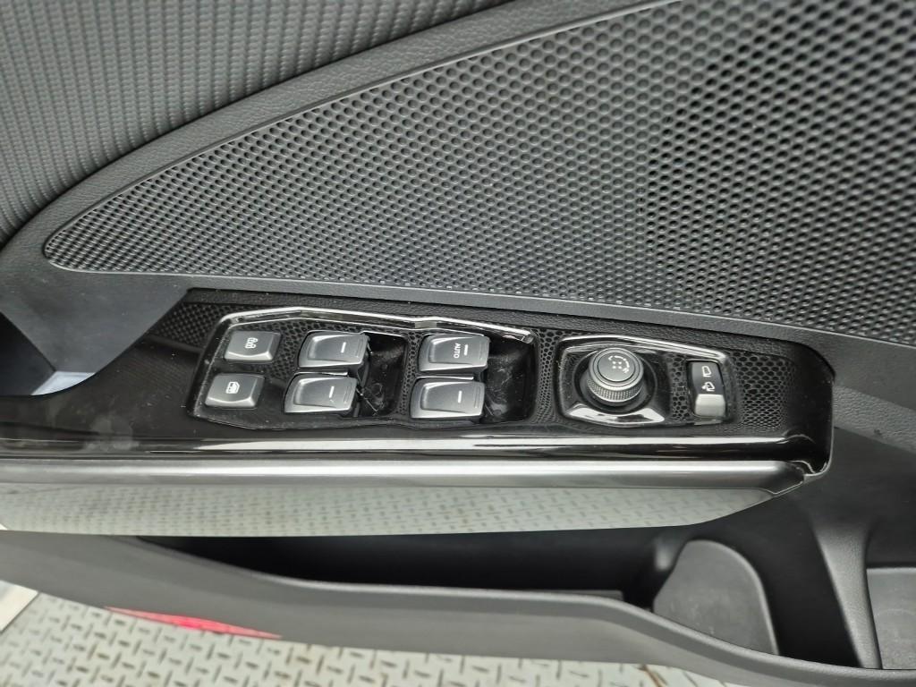 Ssangyong Tivoli 2022 Blanco - Importación desde Corea - HF Imports Iquique - Foto 19