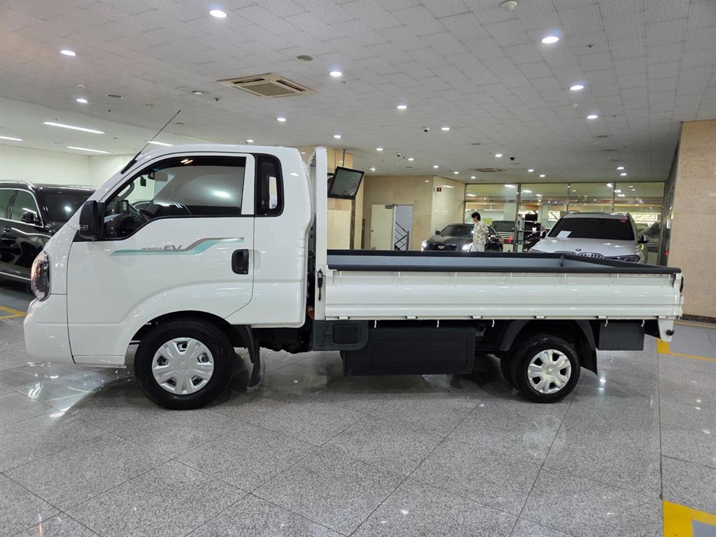 Small Truck Cargo (small) - Vista 3