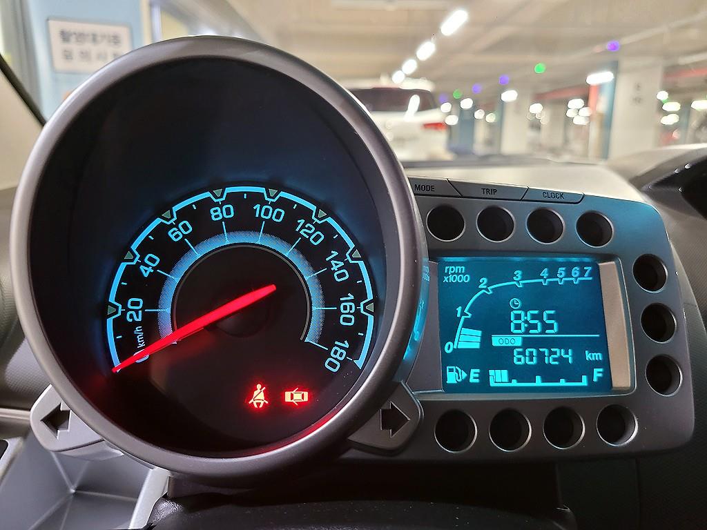 Chevrolet Spark - Vista 10