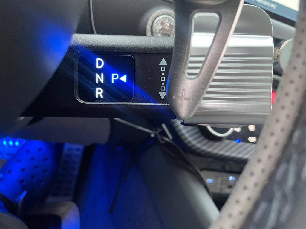 HYUNDAI Sonata - Vista 12