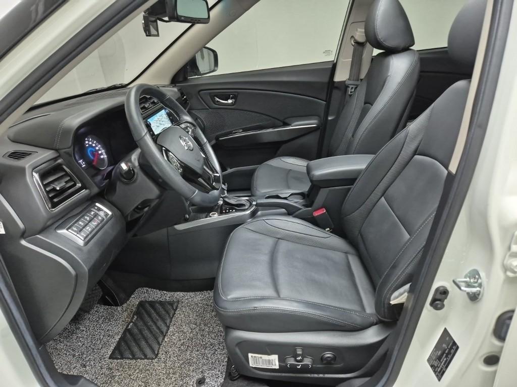 Ssangyong Tivoli - Vista 11