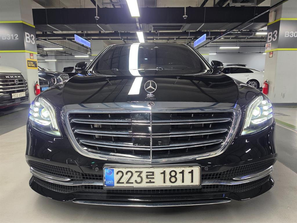 Mercedes Benz S Class - Vista 6