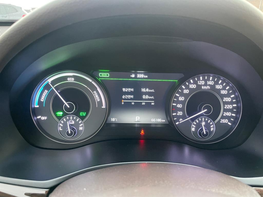 KIA K7 - Vista 8