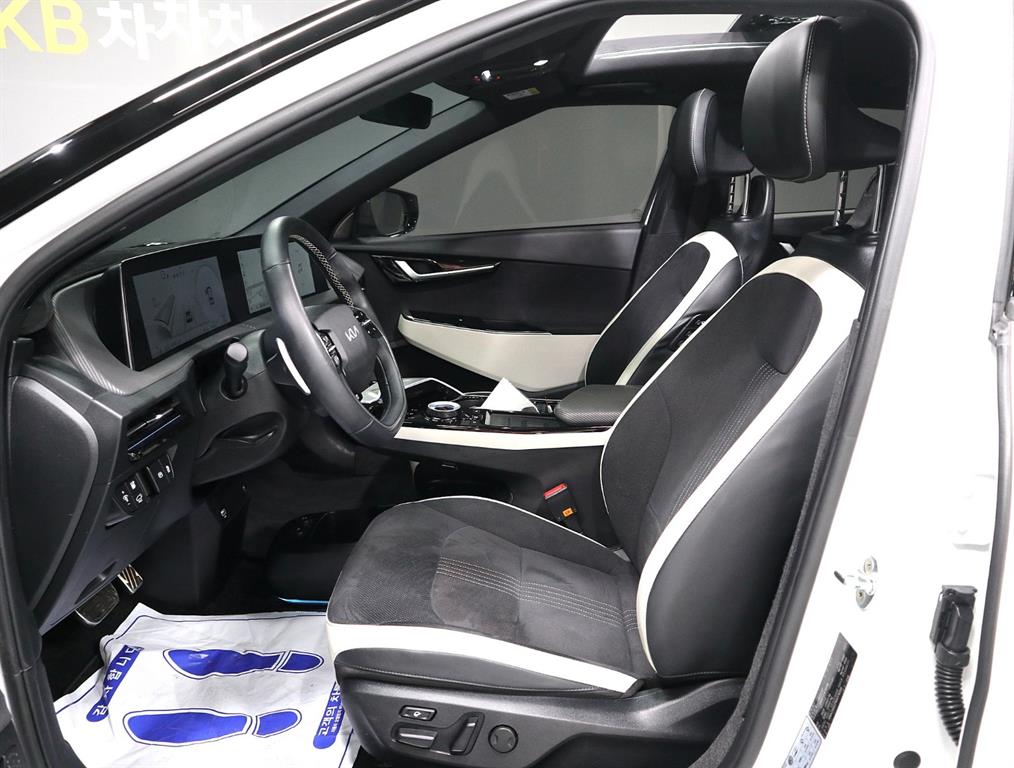 KIA EV6 - Vista 9