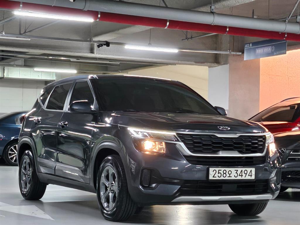 KIA Seltos - Vista 2
