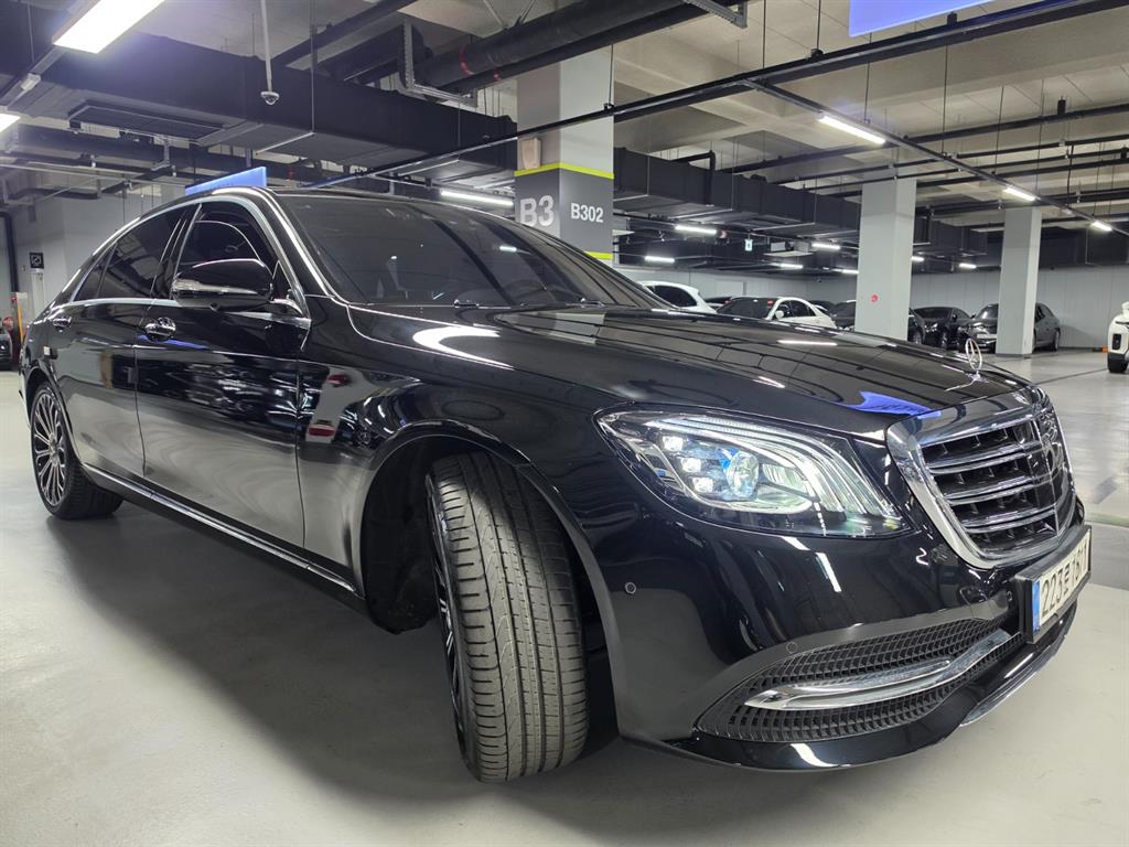 Mercedes Benz S Class - Vista 5