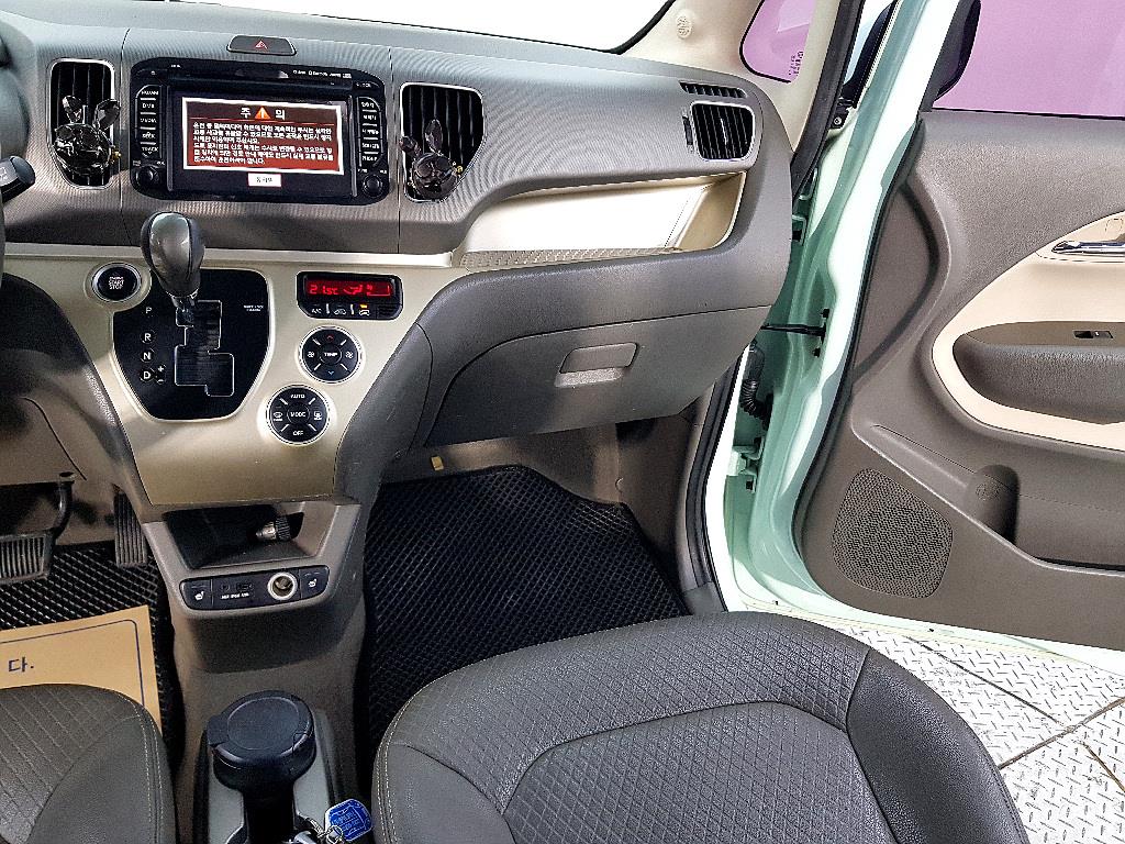KIA Ray - Vista 10