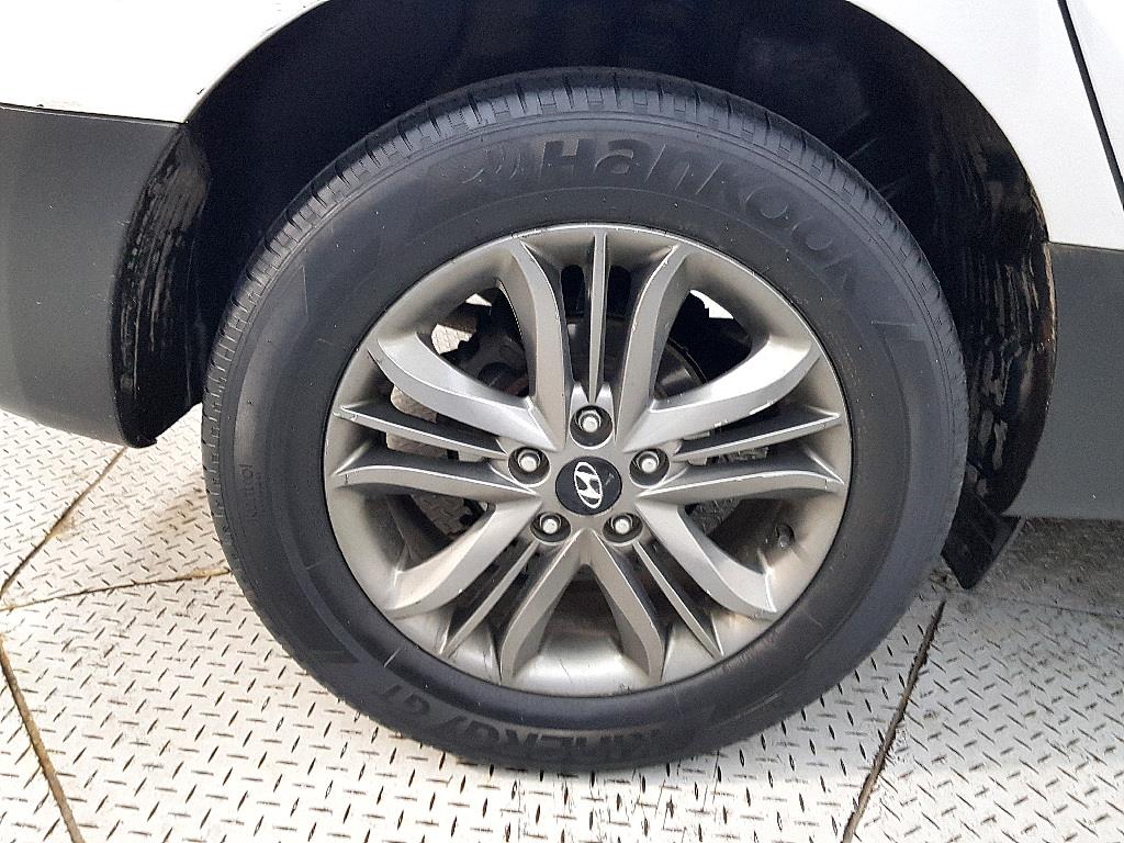 HYUNDAI Tucson 2015 Plateado - Importación desde Corea - HF Imports Iquique - Foto 20