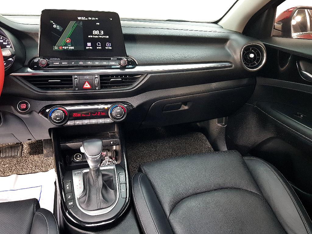KIA K3 - Vista 10