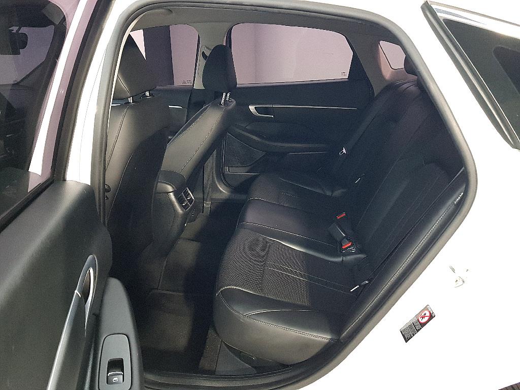 HYUNDAI Sonata - Vista 9