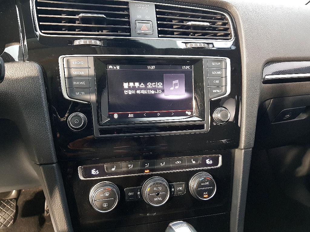 Volkswagen Golf 2015 Plateado - Importación desde Corea - HF Imports Iquique - Foto 13