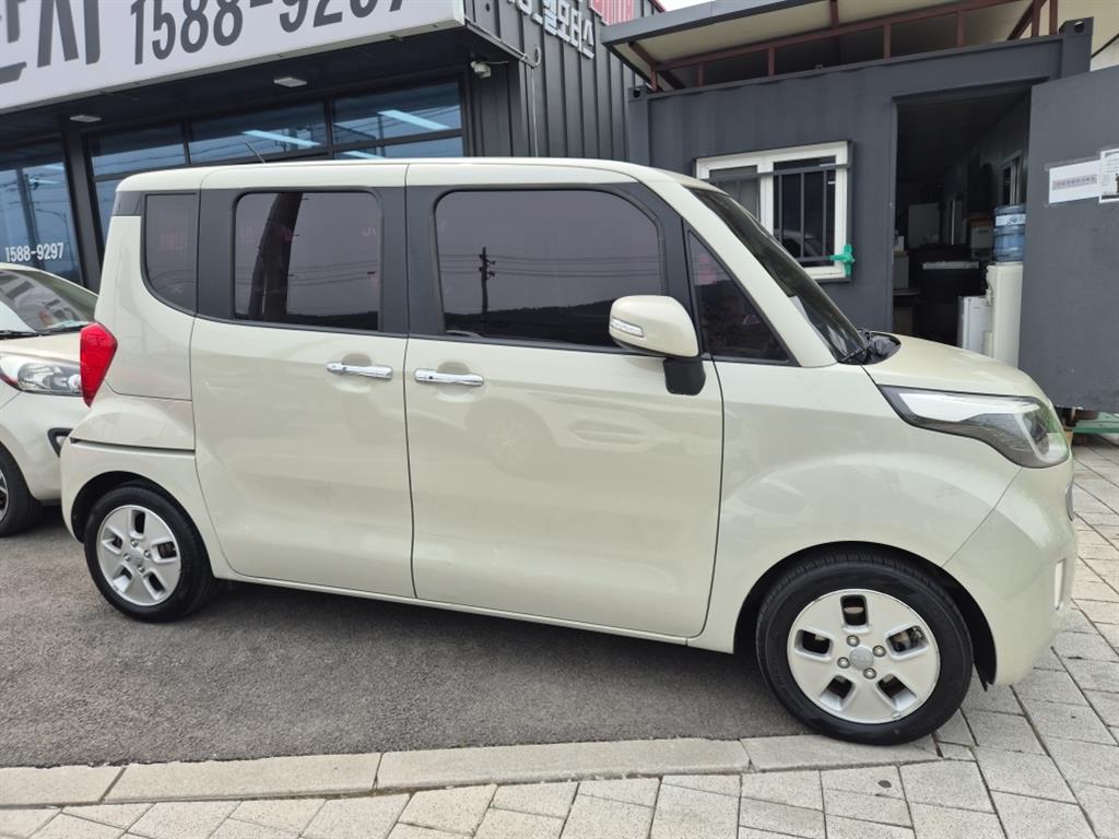 KIA Ray - Vista 4