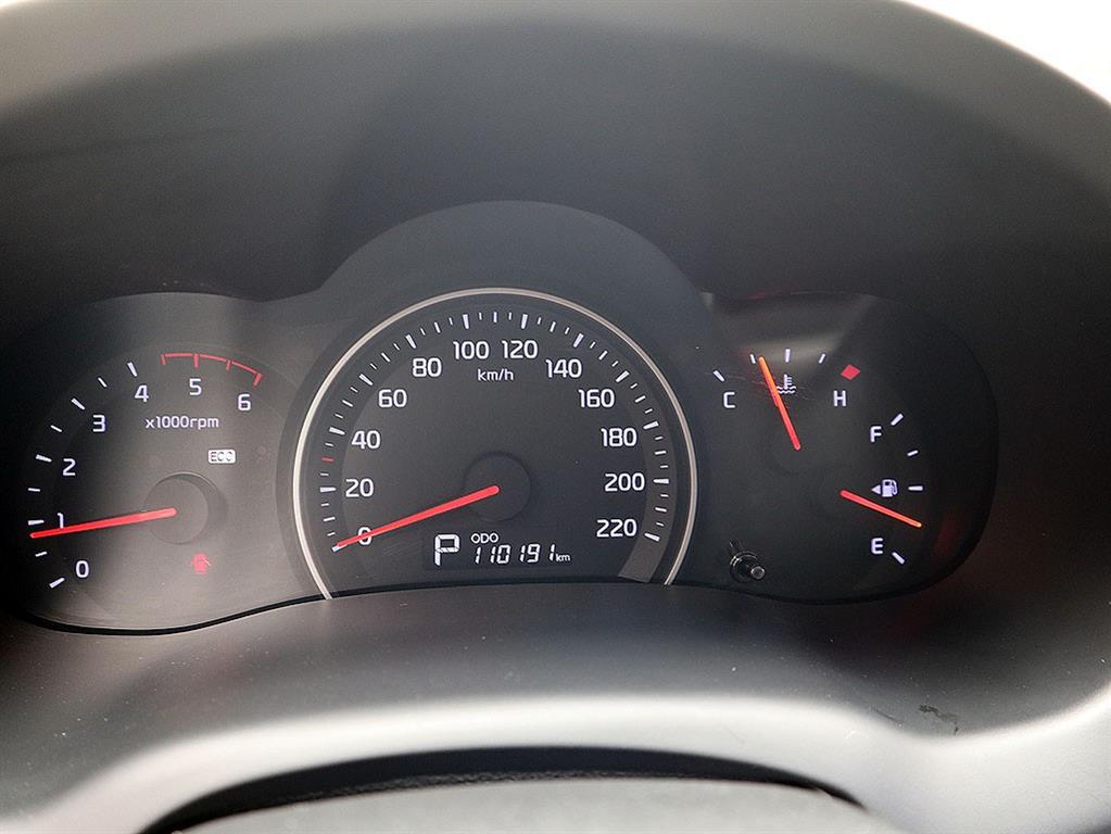 KIA Carnival 2013 Plateado - Importación desde Corea - HF Imports Iquique - Foto 9