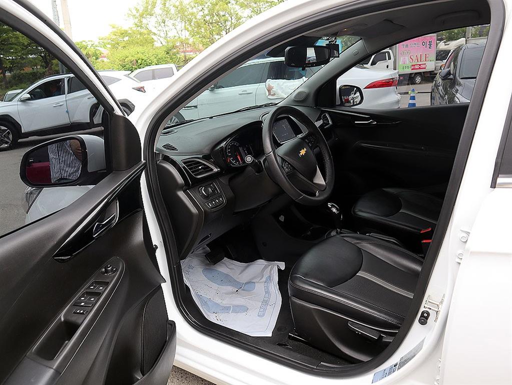 Chevrolet Spark - Vista 11