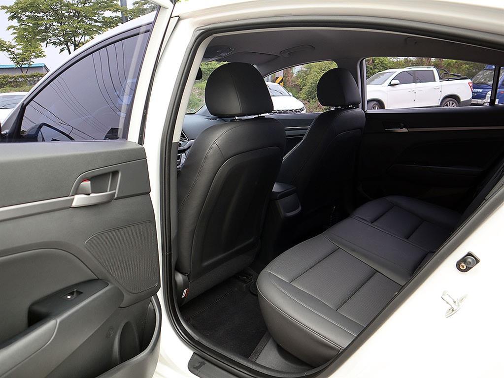 HYUNDAI Avante 2018 - Importación desde Corea - HF Imports Iquique - Foto 7