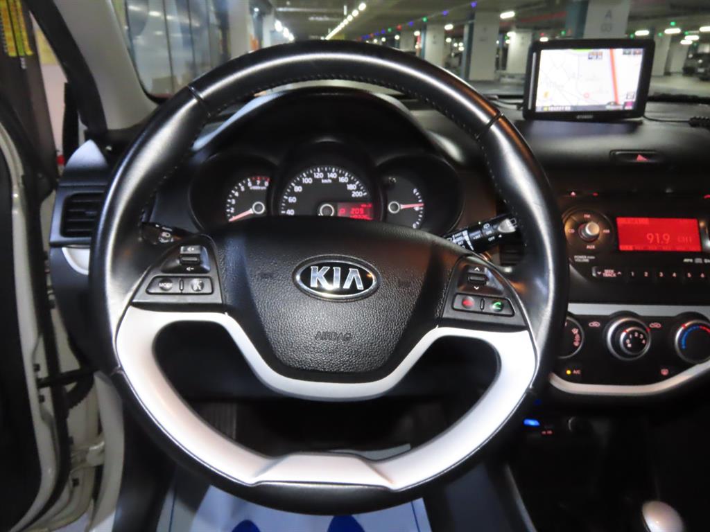 KIA Morning - Vista 11